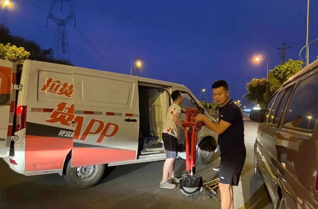 1661938399361933.jpg 640 (1).jpg