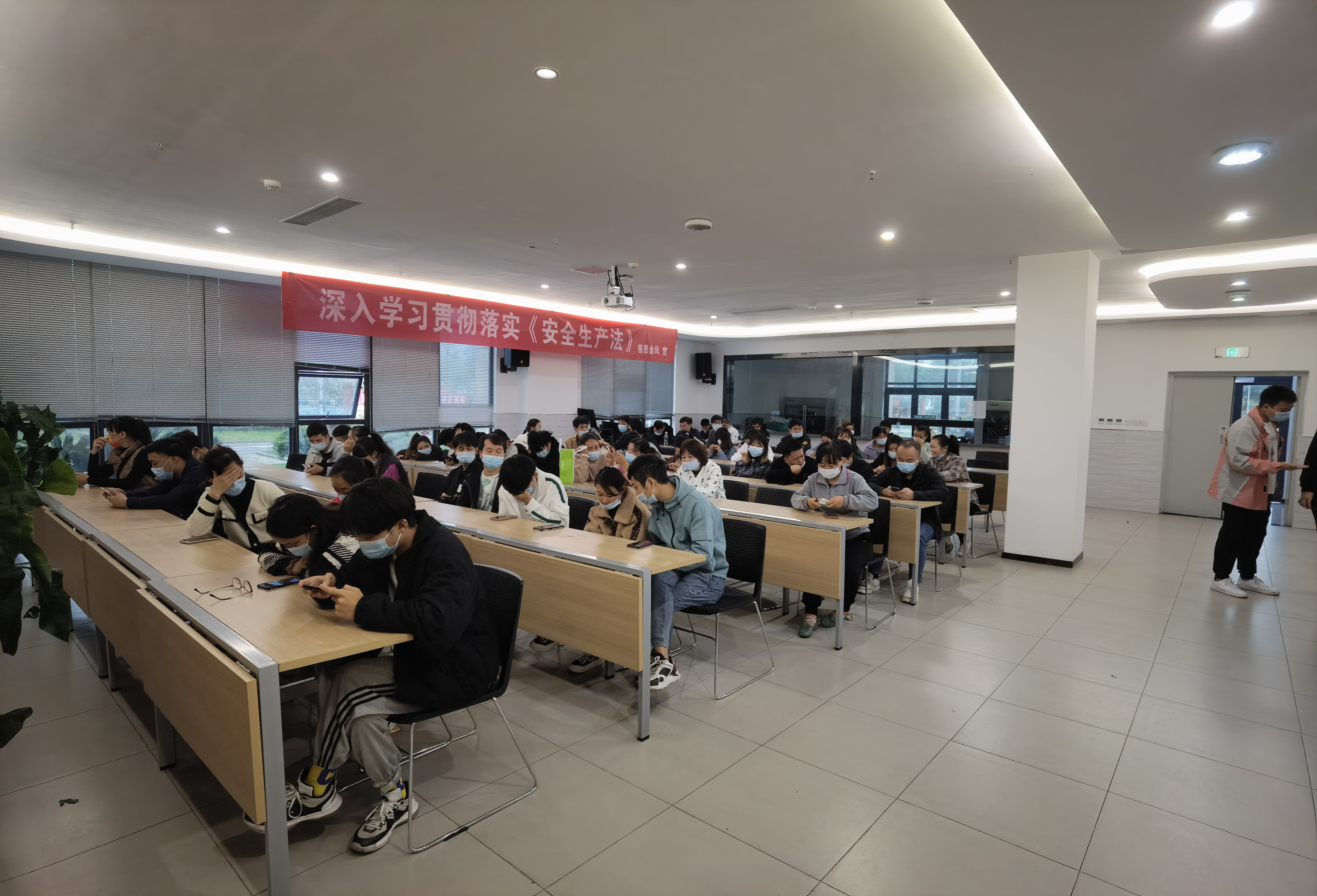 微信图片_20221112163016.jpg