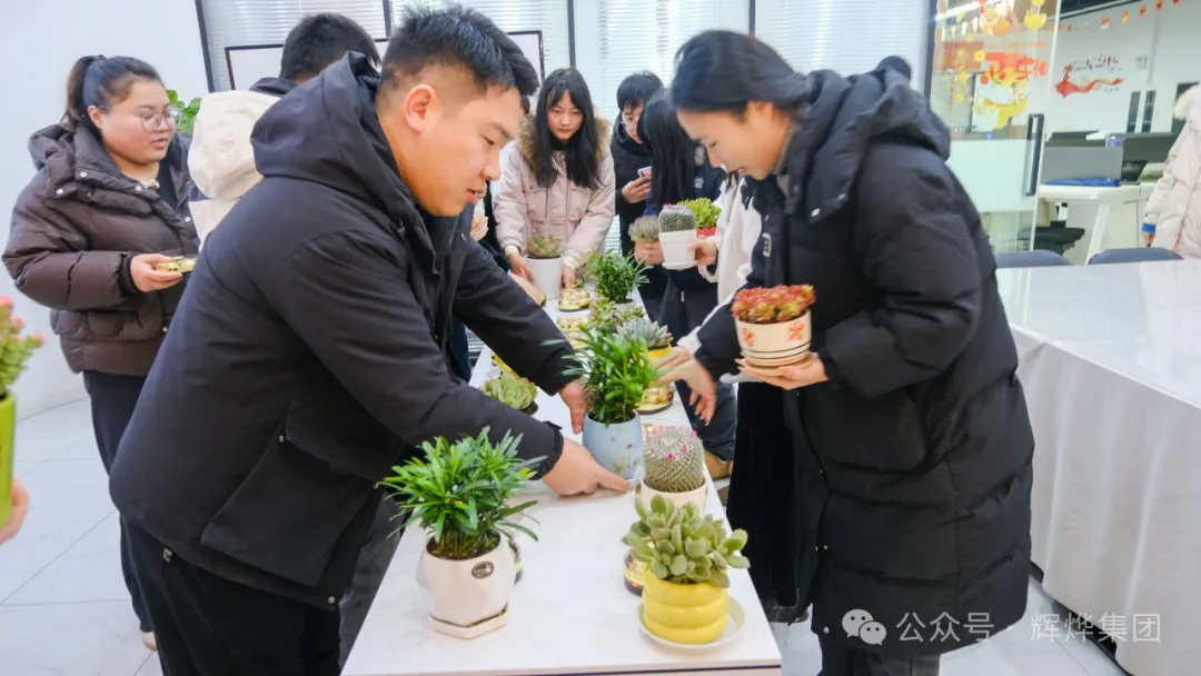 1739759815588023.png 640.webp (17).png