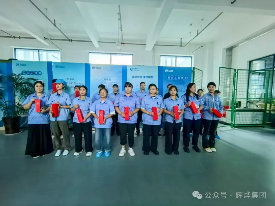 1758508177561470.png 640.webp (8).png