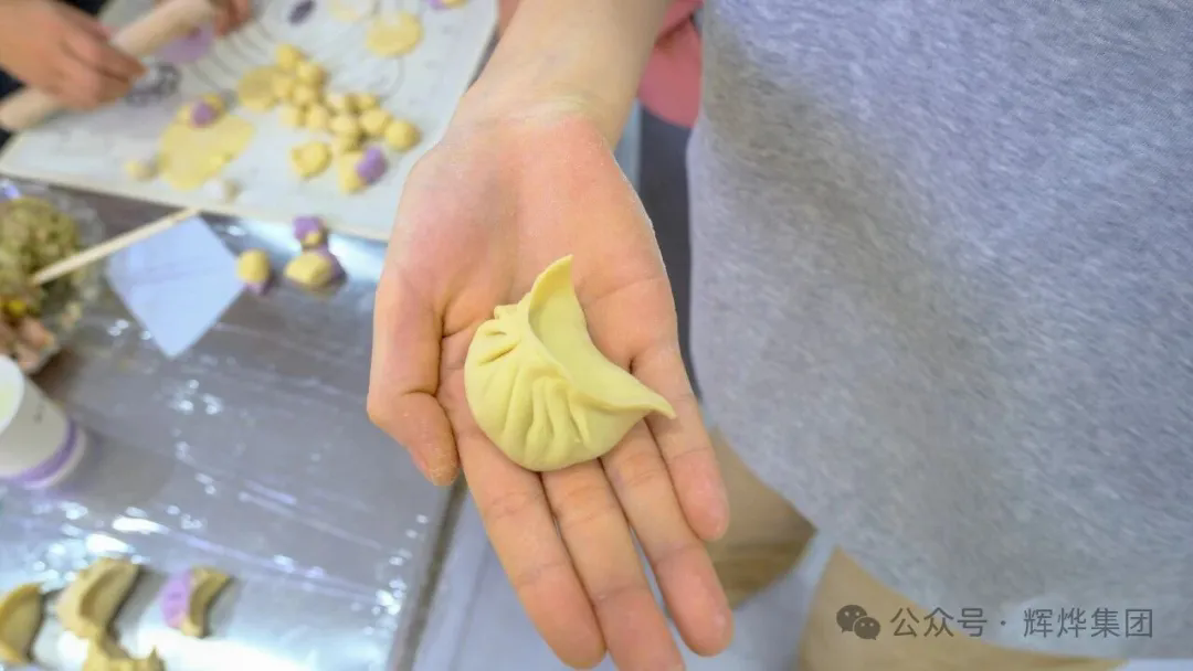 1762571218356607.png 640 (1).webp (4).png