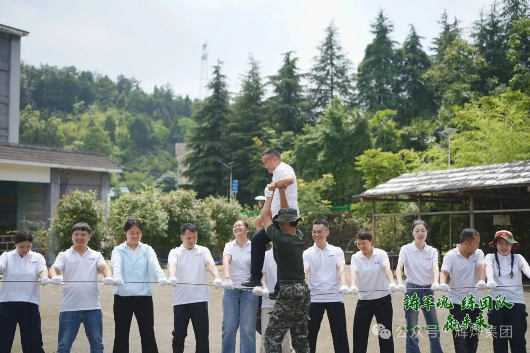1782962904627627.png 640.webp (37).png